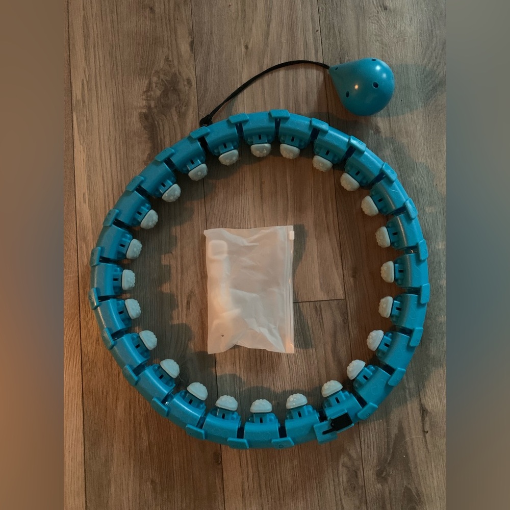 Infinity Hoop - Blue - 28 Links (52 Inches)